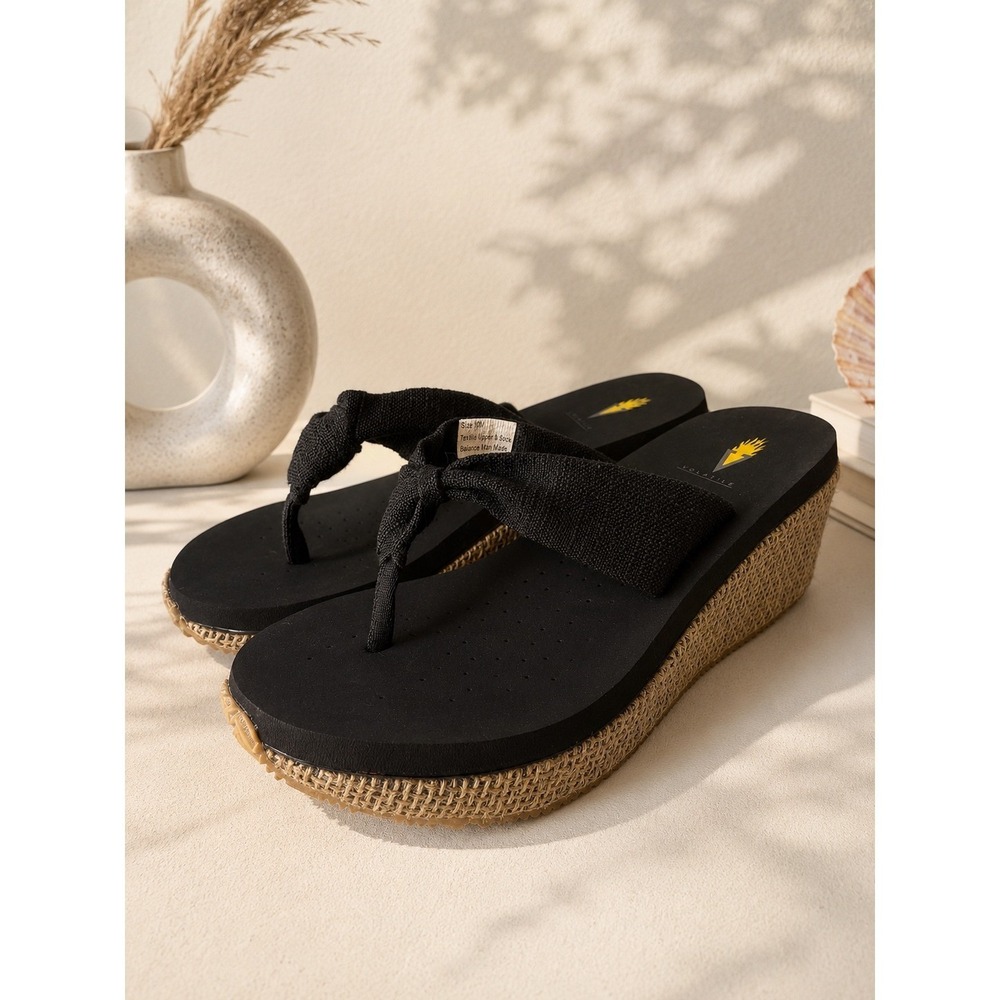 Volatile Black Textile Wedge Flip Flops Knotted Thong Platform Sandals Size 10